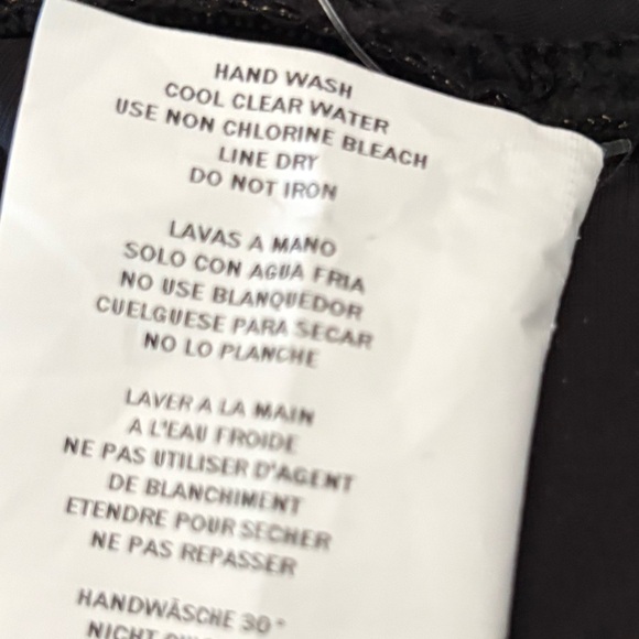 Miraclesuit Black Swim Skirt Size 10 New with Tags! - Picture 12 of 13